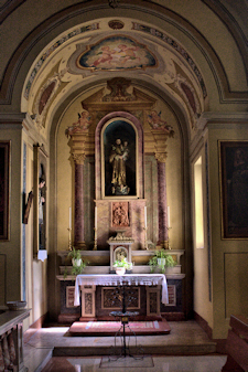 L'altare dedicato a san Giuseppe